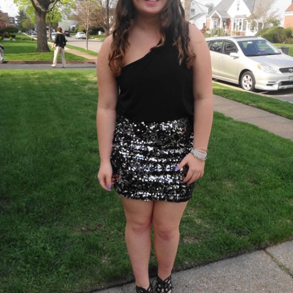 One shoulder sequin dress